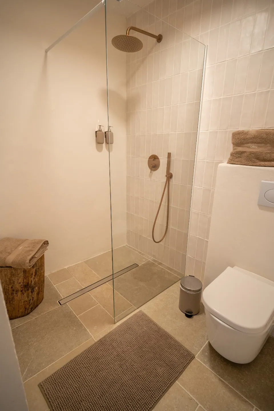 Baño reformado por Misha Construcciones y Reformas
